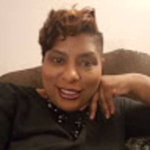 Meet your Posher, Suzette